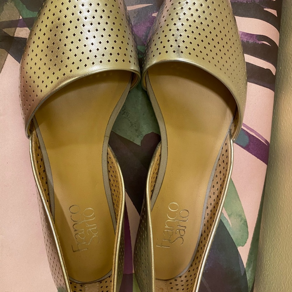 Final Price!  NWOT Franco Sarto Honey2  Silver Metallic Faux Leather Flats 7.5 - Picture 7 of 9